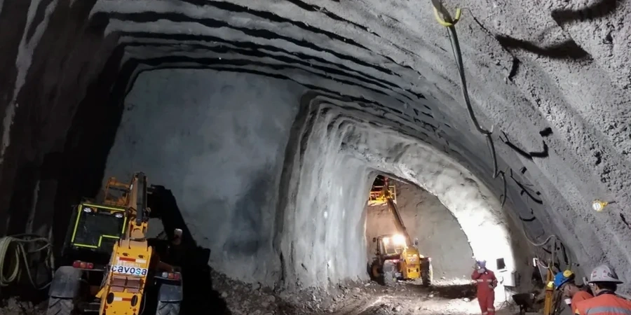 Geotechnical Analysis for Soft Soil Tunnels in Des Moines